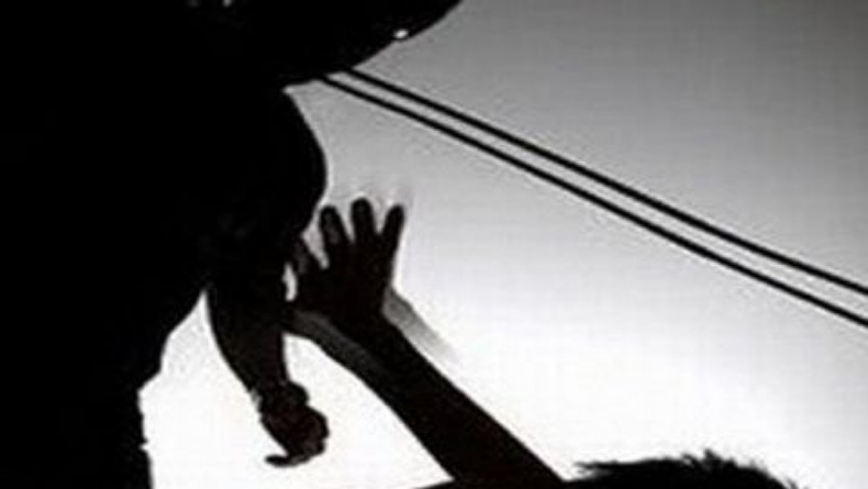 Tersinggung, Pria Ini Tendang Dada dan Mulut Warga Bitung hingga Berdarah 