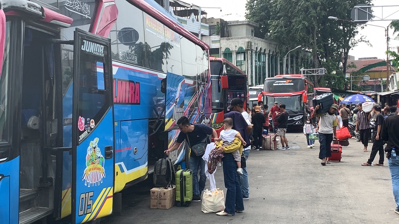 Pantauan Mudik di Terminal Bekasi, Jumlah Penumpang Tujuan Sumatra Meningkat