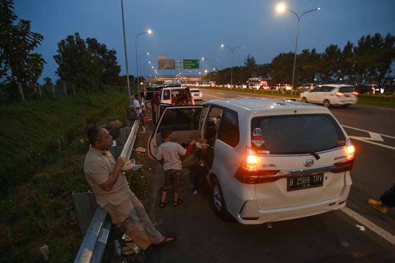 Pemudik Dilarang Istirahat di Bahu Jalan Tol Cipali, Polres Majalengka: Sangat Berbahaya