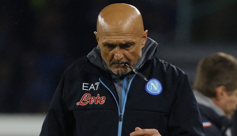 Luciano Spalletti Dapat Hadiah Spesial dari Ultras Napoli: Setir Mobil yang Sempat Dicuri