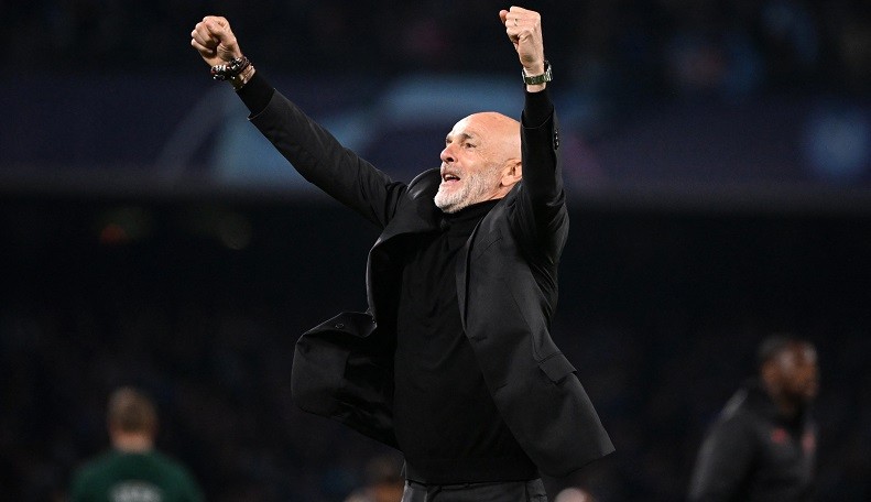 AC Milan Bekuk Napoli, Stefano Pioli Ingin Melangkah Lebih Jauh