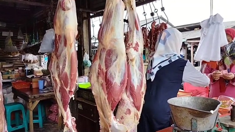 Jelang Lebaran 2023, Harga Daging Sapi di Subang Tembus Rp160.000 per Kg