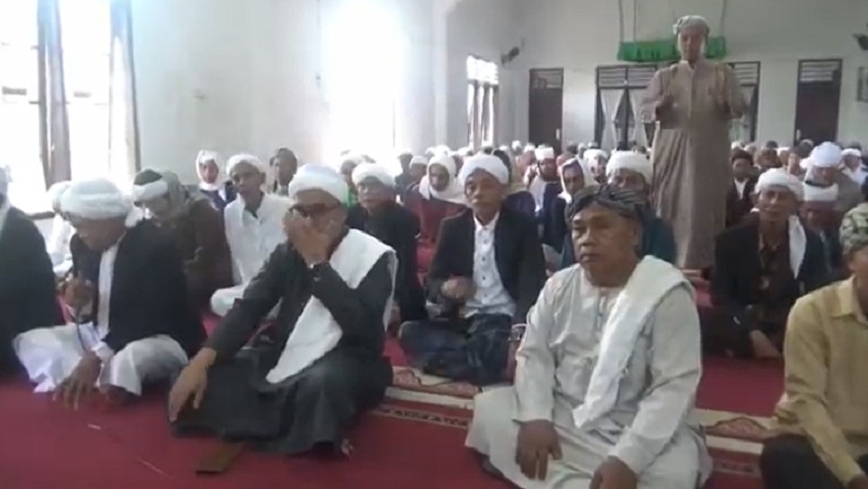 Suara Takbir Terdengar di Deliserdang, Jemaah Tarekat Naqsabandiyah Lebaran Hari Ini