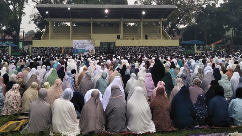 9.000 Jemaah Muhammadiyah Sholat Id di Lapangan Rajawali Cimahi, Lancar dan Khusyuk