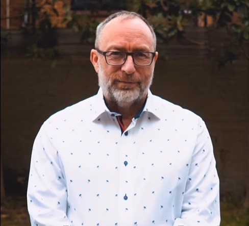 Kisah Jimmy Wales, Pendiri Wikipedia yang Memilih Tak Jadi Miliuner 
