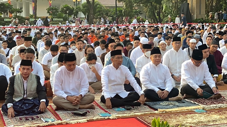 Heru Budi Ungkap Alasan Gelar Salat Id di Balai Kota DKI: ASN Inginnya di Sini
