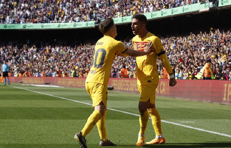 Barcelona Bungkam Atletico, Ferran Torres: Kami Ingin Juara