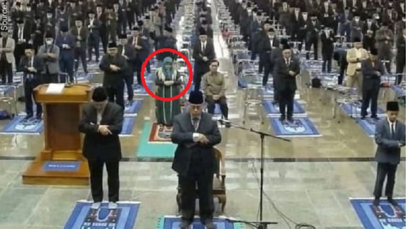 Viral Sholat Id Al Zaytun Perempuan di Depan, Ini Tanggapan MUI Jabar