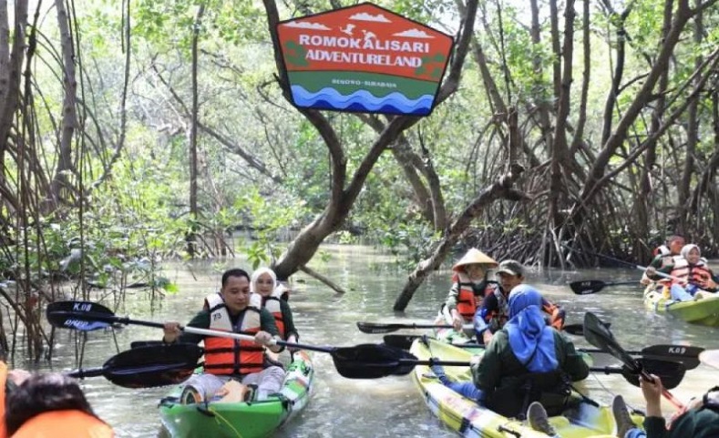Eri Cahyadi Ingatkan Orang Tua Awasi Anak-anak saat Berwisata di Surabaya 