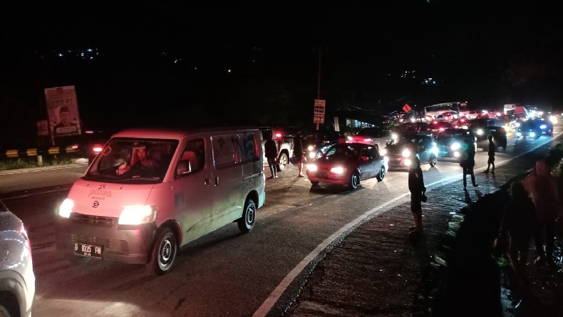25.000 Kendaraan dari Jawa ke Bandung dan Jakarta Bakal Padati Lingkar Gentong Hari Ini  