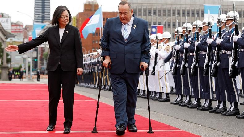 Presiden Guatemala Tetap Dukung Taiwan meski Ditekan China
