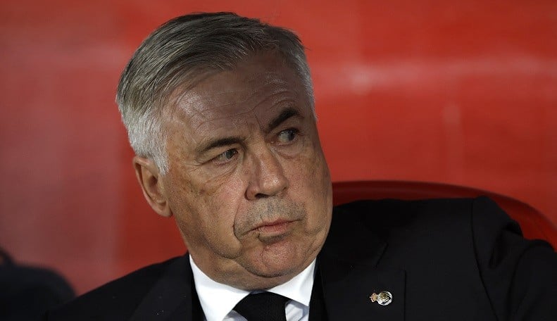 Real Madrid Makin Sulit Kejar Barcelona, Carlo Ancelotti Minta Maaf