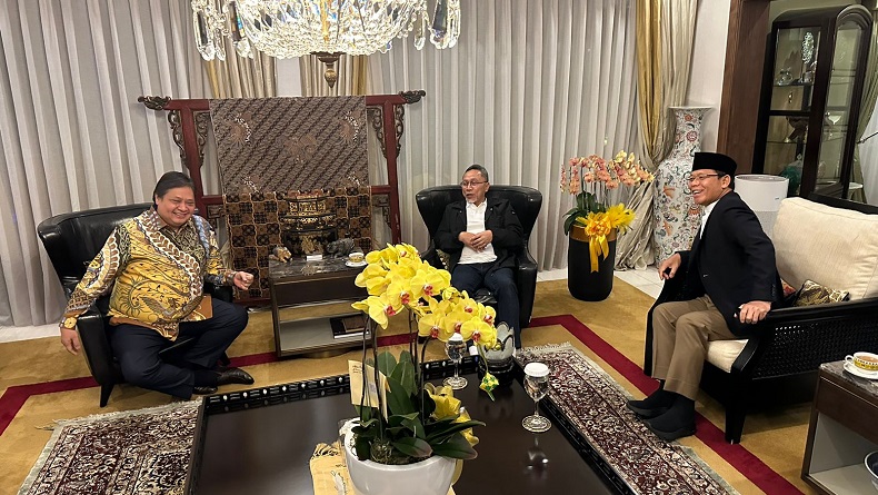KIB Bertemu Malam Ini, Zulhas dan Mardiono Tiba di Rumah Airlangga