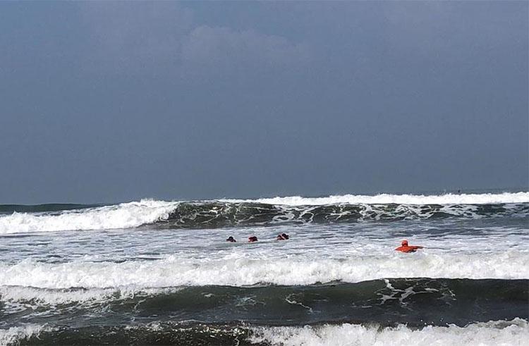 Korban Tenggelam Pantai Parangtritis Masih Dicari, Tim SAR Terjunkan 6 Kelompok 