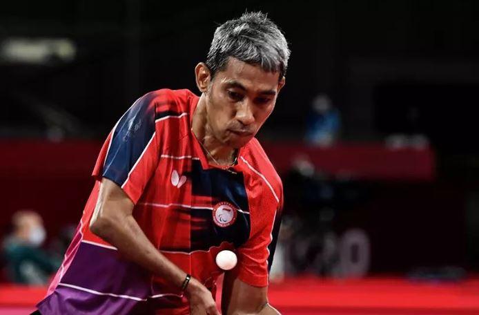 Terekam CCTV, Detik-Detik Atlet Para Tenis Meja David Jacobs Tak Sadarkan Diri di Pinggir Rel