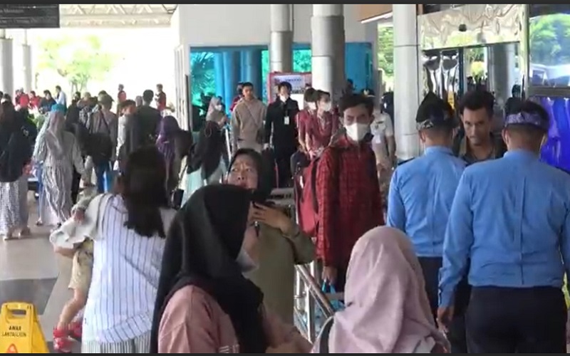 Penumpang Angkutan Umum pada Arus Balik H+7 Lebaran Nyaris 1 Juta Orang