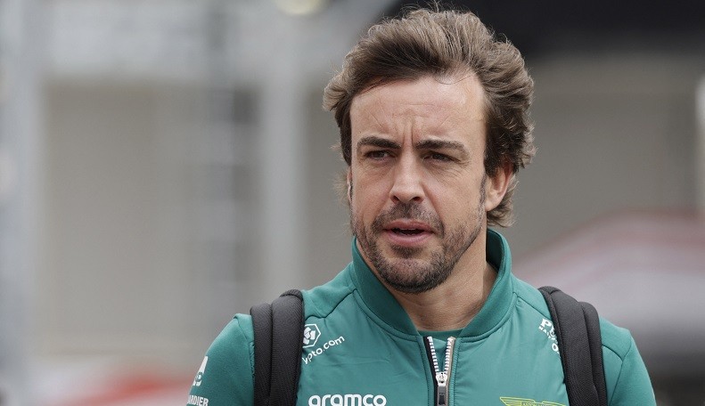 Dikabarkan Dekati Taylor Swift, Fernando Alonso Tanggapi dengan Santai