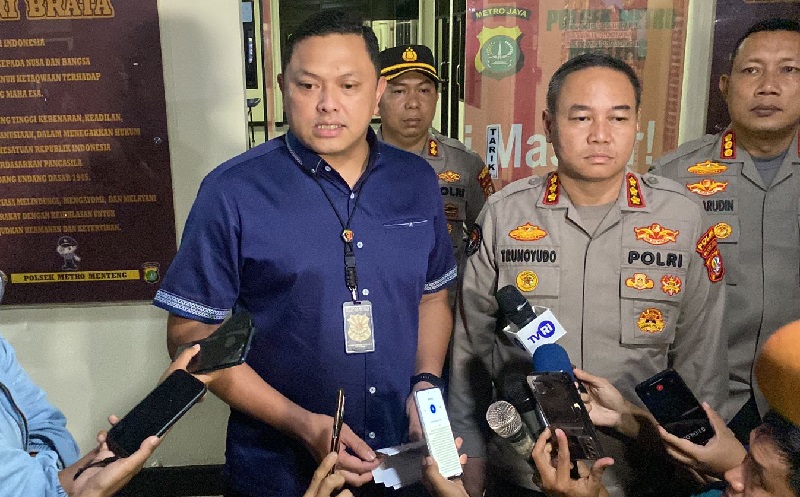 Istri Penembak Kantor MUI Ungkap Suaminya Punya Riwayat Sakit Jantung dan Asma