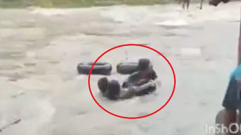 Viral Aksi Heroik Pemuda Selamatkan 2 Pengunjung Terseret Banjir Bandang di Pemandian Alam Sembahe