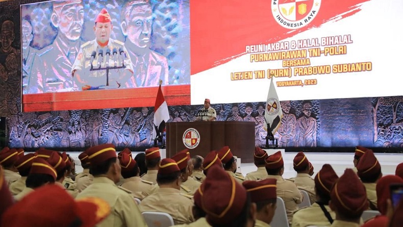 Momen Prabowo Puji Ganjar dan Anies, Sebut Keduanya Juga Putra Terbaik Indonesia