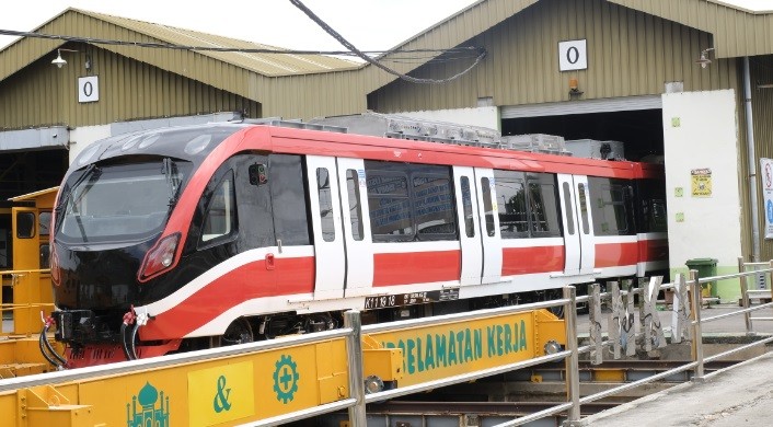 INKA Targetkan Perbaikan 2 Trainset LRT Jabodebek Rampung November 2023 