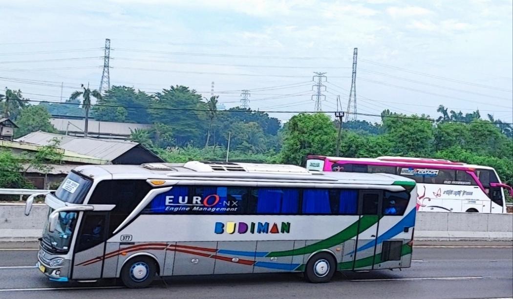 Harga Bus Baru Tembus Rp2,3 Miliar, Lebih Cepat Balik Modal Mana Pariwisata atau AKAP? 