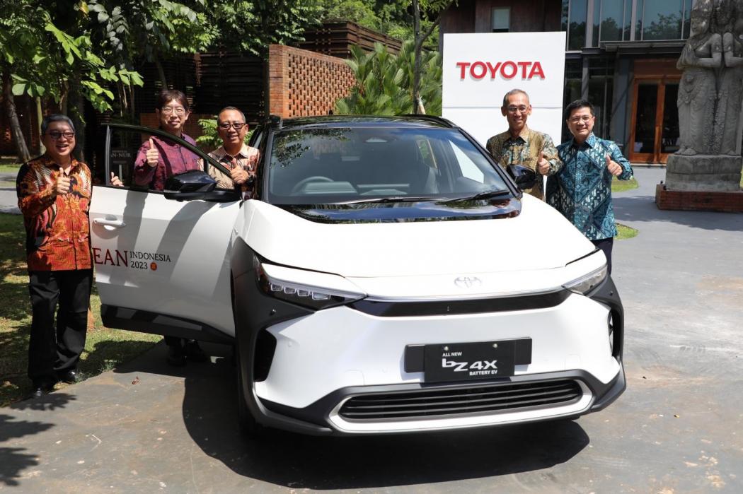 Intip Daftar Mobil Listrik yang Digunakan Selama KTT ASEAN 2023, dari Wuling sampai BMW