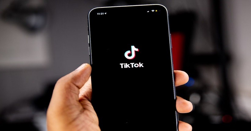 Cara Membuat Voice Over TikTok Sendiri, Gak Pake Ribet!
