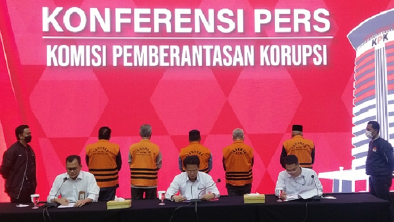 KPK Tahan Lima Eks Anggota DPRD Jambi Tersangka Penerima Suap
