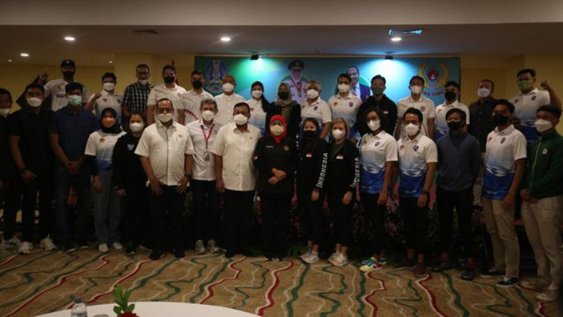 Kakak Adik Pembalap Sepeda asal Lumajang Sabet Emas di SEA Games 2023, Ini Respons Khofifah