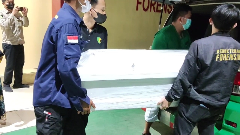Jenazah Pelaku Penembakan Kantor MUI Dijemput Keluarga, Langsung Dibawa ke Lampung
