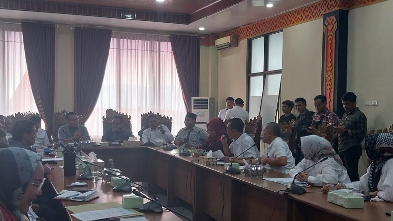 Bantah Mobil Dipakai Pasang Bendera NasDem, Dinas PU Bandarlampung: Justru Lepas Bendera