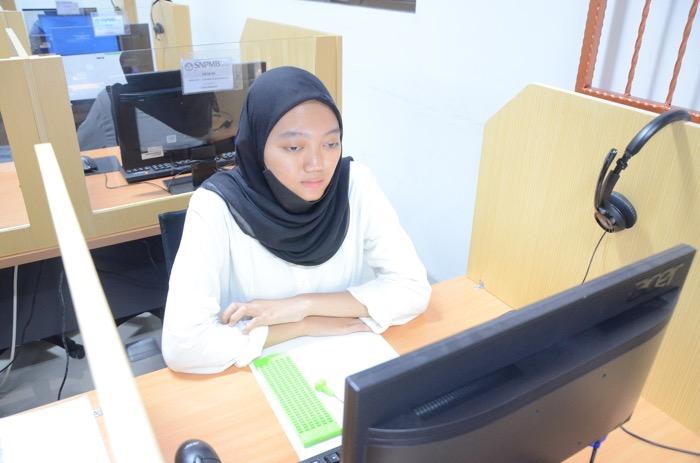 Kisah Inspiratif Peserta Tunanetra Ikut UTBK 2023 di UNY