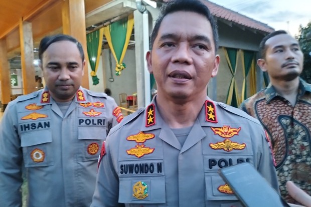 WhatsApp 2 Bupati Kena Retas, Begini Kata Kapolda DIY