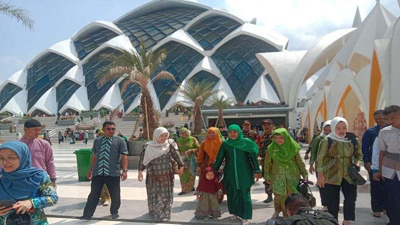 Gubernur Jatim Puji Masjid Al Jabbar: Penuh Nilai dan Makna Keislaman