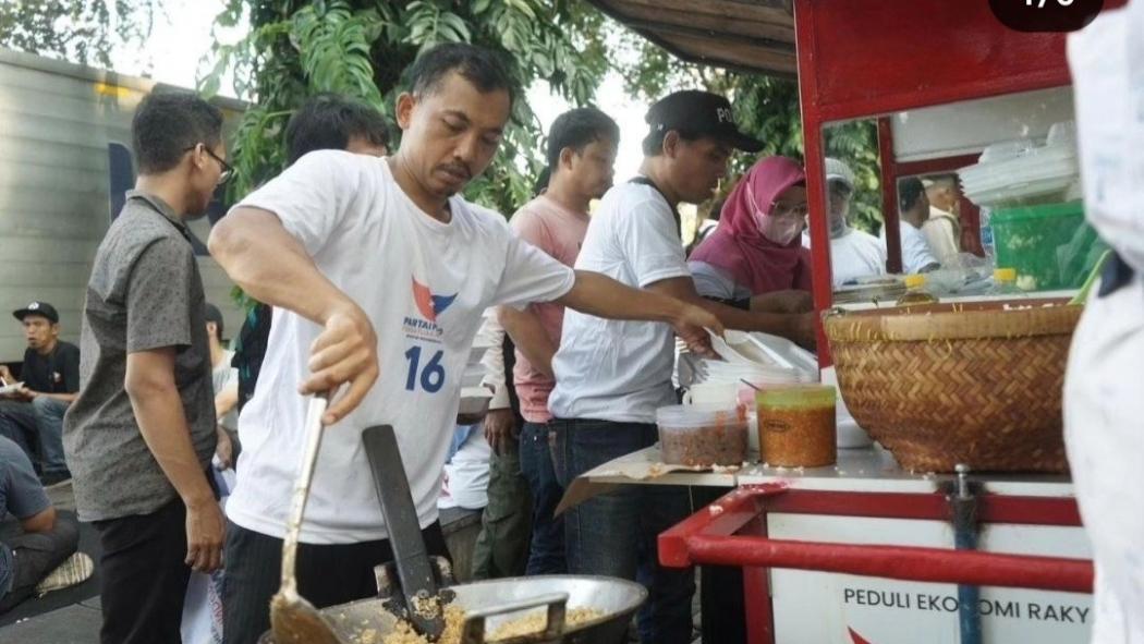 16 Gerobak Makanan Tradisional Ramaikan Pesta Rakyat Partai Perindo, Bisa Dinikmati Gratis