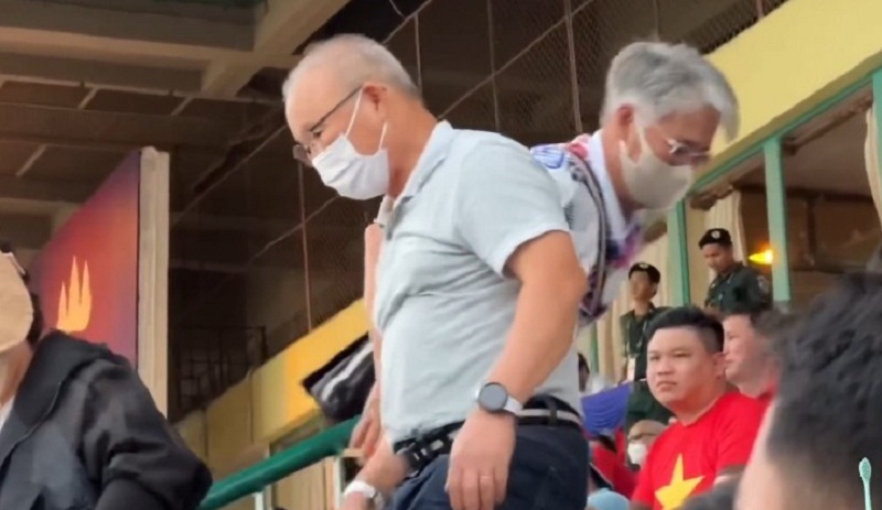 Ini Reaksi Mengejutkan Park Hang-seo saat Gawang Vietnam Dirobek Indonesia di Menit Akhir