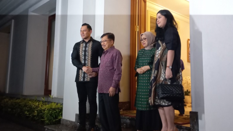 AHY Sambangi Rumah Jusuf Kalla Malam Ini, Ada Apa?