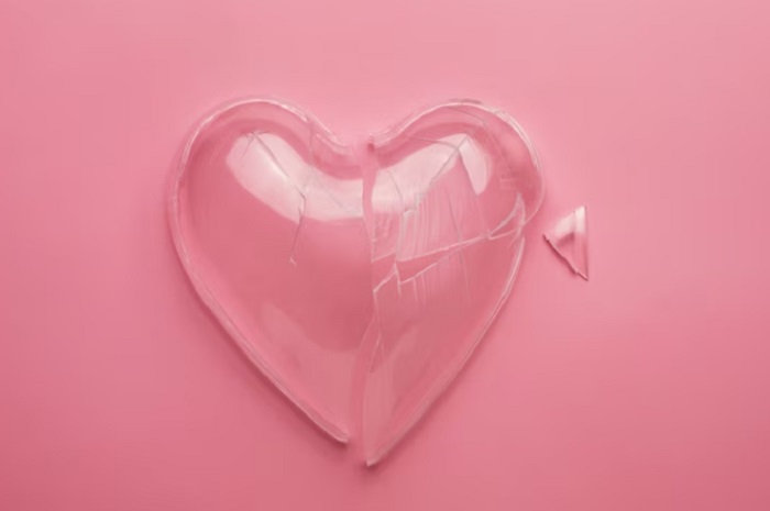 Apa itu Love Bombing? Ini Pengertian, Ciri, Bahaya dan Cara Keluarnya 