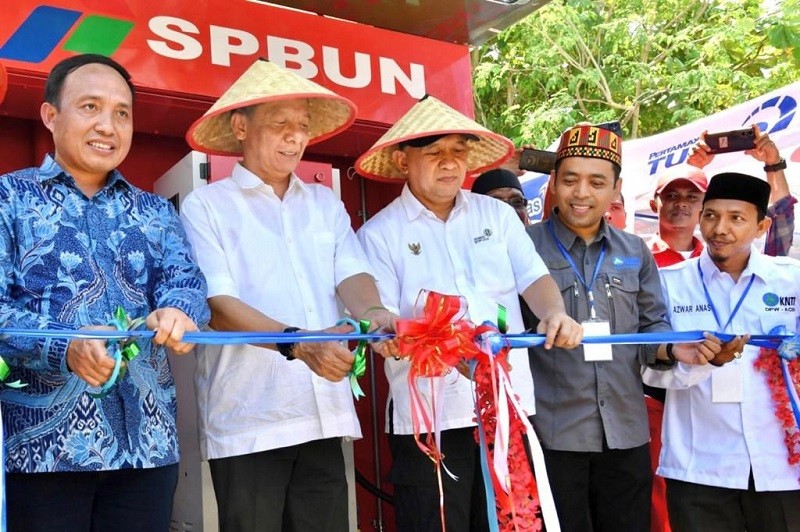 Pemerintah Targetkan Bangun 250 SPBU Nelayan Tahun Ini 