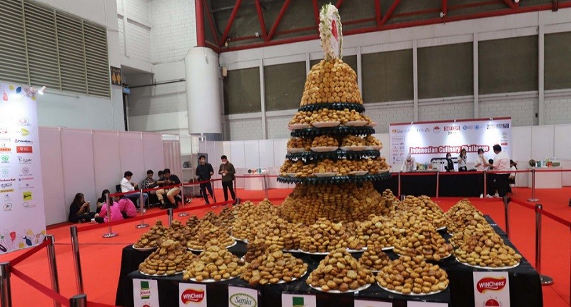 Mengintip Tumpeng Perkedel yang Dibuat dari Kentang Lokal di Chef Expo 2023, Tingginya 2 Meter!
