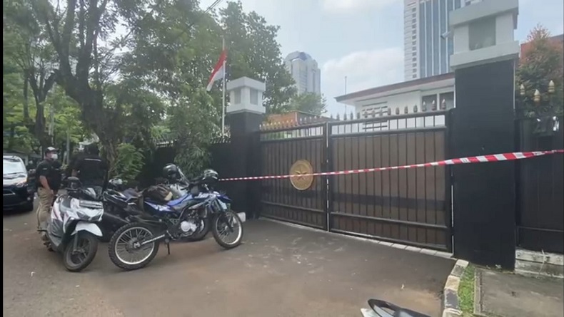 Johnny G Plate Tersangka, Rumah Dinasnya Dipasangi Garis Kejaksaan