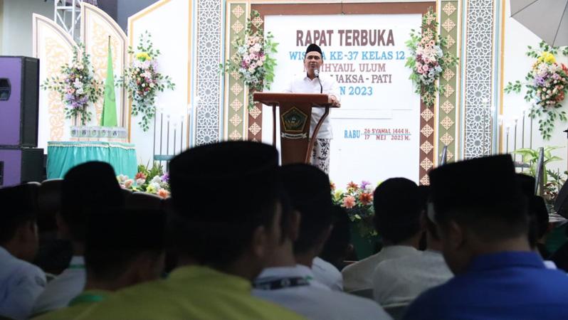 Wagub Jateng ke Guru: Kalau Kita Mau Murid Bagus Ya Berikan Contoh yang Baik