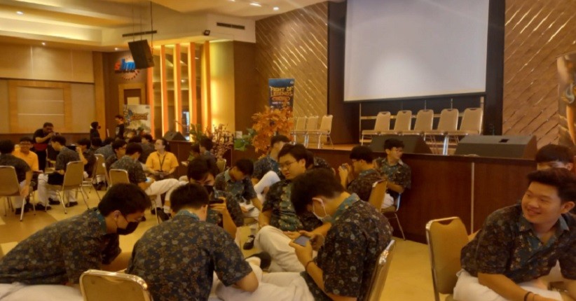 Game Fight of Legends Tumbuhkan Kreativitas Pelajar SMA Bunda Mulia