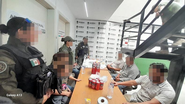 49 dari 50 Migran yang Diculik dari dalam Bus Ditemukan Selamat, Tersebar di 2 Negara Bagian