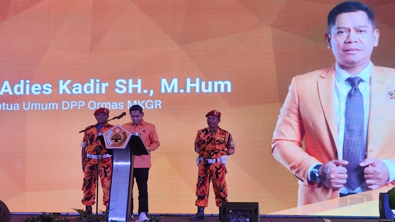Lantik Pengurus DPD MKGR Jabar, Adies Kadir: Bandung Lautan Api Jadi Inspirasi
