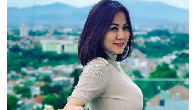 Heboh! Tante Ernie Dijuluki Pemersatu Bangsa Gugat Cerai Suami, Ini Alasannya