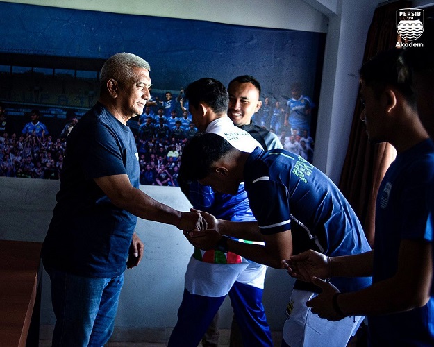 Mantap! Persib Bandung Kirim 22 Pemain Akademi ke Qatar untuk Pemusatan Latihan