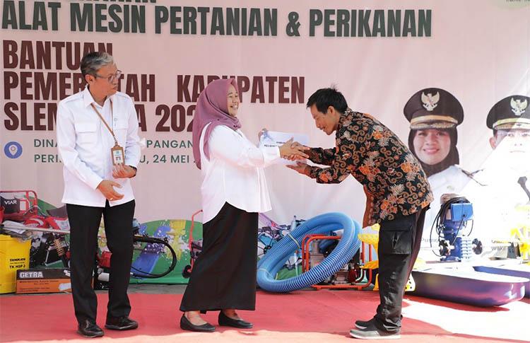 Pemkab Sleman Salurkan Bantuan Sarana Prasarana Pertanian Senilai Rp2,88 Miliar
