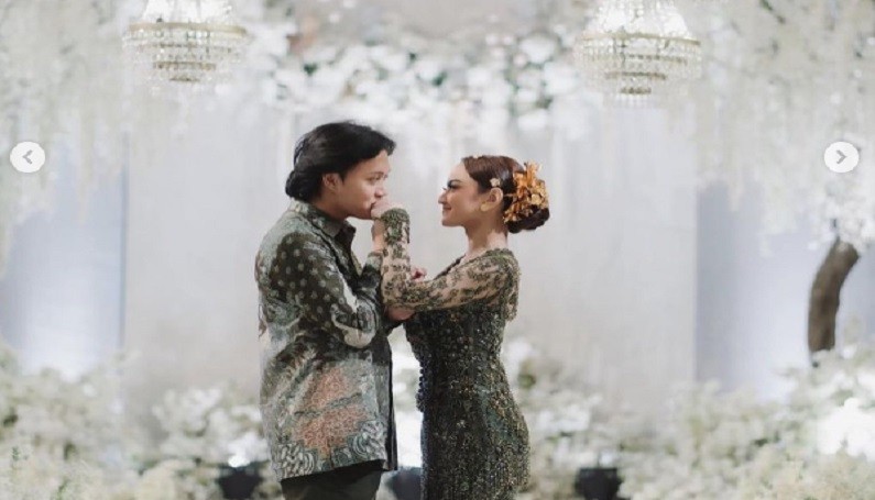 Rizky Febian dan Mahalini Resmi Bertunangan, Komedian Sule Akhirnya Buka Suara